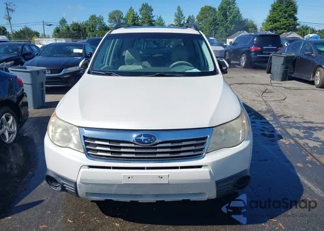 2010 Subaru Forester 2.5X Premium z USA, uszkodzony, nr VIN JF2SH6CC7AH710253